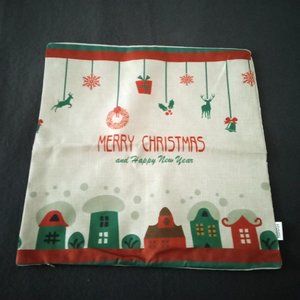 HIPPIH  3 Holiday Pillow Cases NWOT